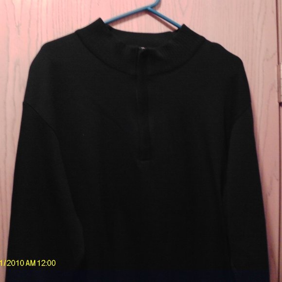 Cutter and Buck Zip-up Long Sleeve Shirt - Picture 5 of 5